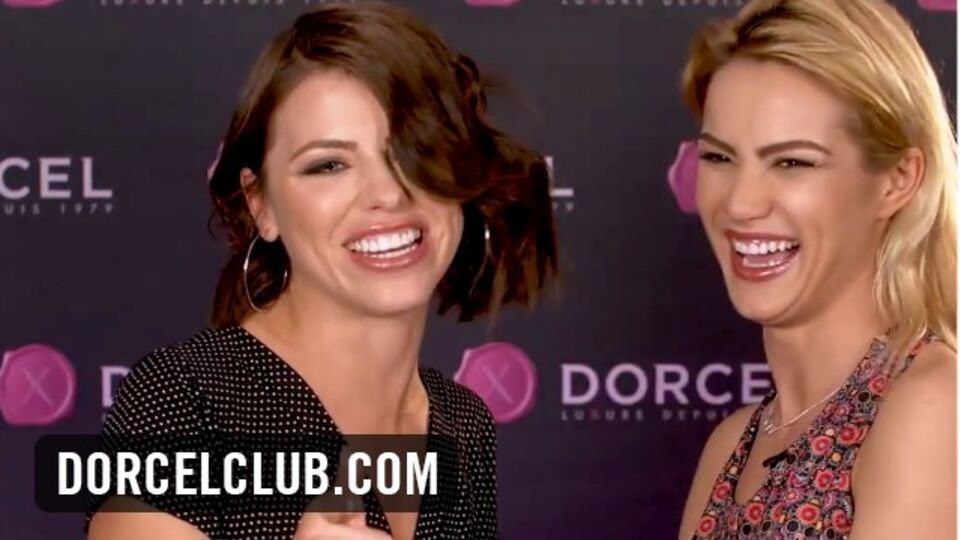 Porno con la llena de gracia Adriana Chechik y Cherry Kiss con la entrevista de Dorcel Club