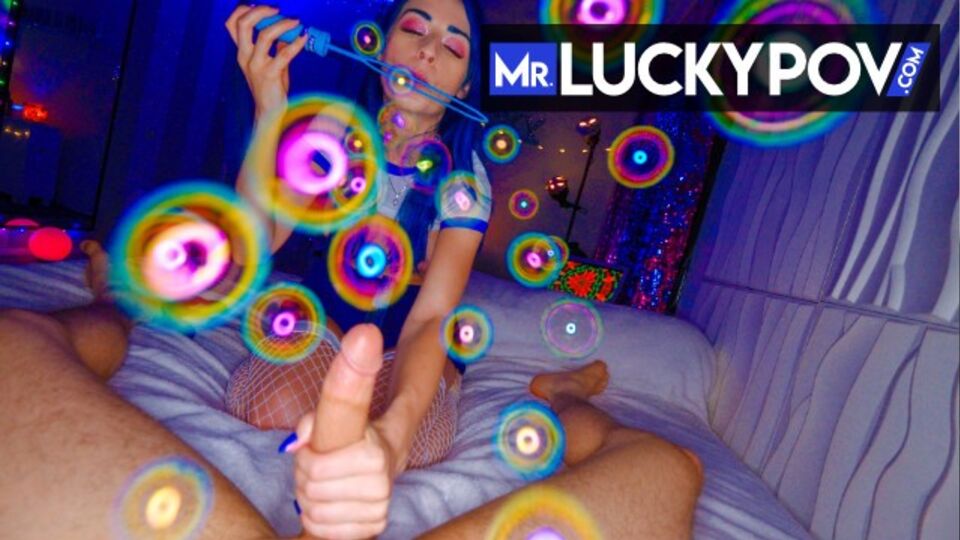 Himmlische Jewelz Blu - Handjob XXX - Mr Lucky POV