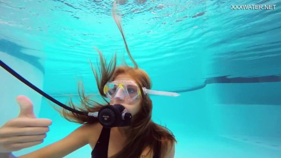 मनोरम एक प्यार करता था - कामुक आदमी ट्रेलर - Underwater Show