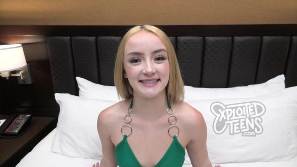 Exxx Teens presenta porno con las rubia de leona