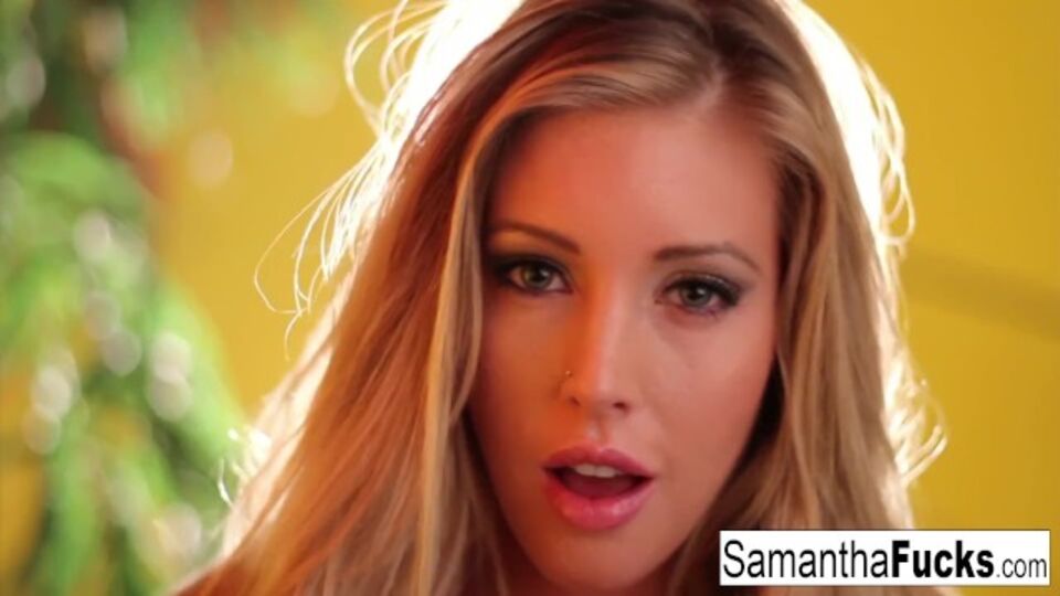 निर्दोष Samantha Saint का फुटेज देखें