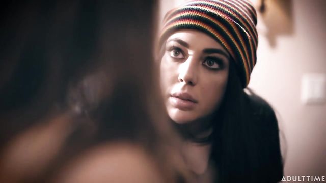 Liebenswerte Whitney Wright und Paige Owens - Gegenseitige Masturbation Sexfilm - Lesbian Redux