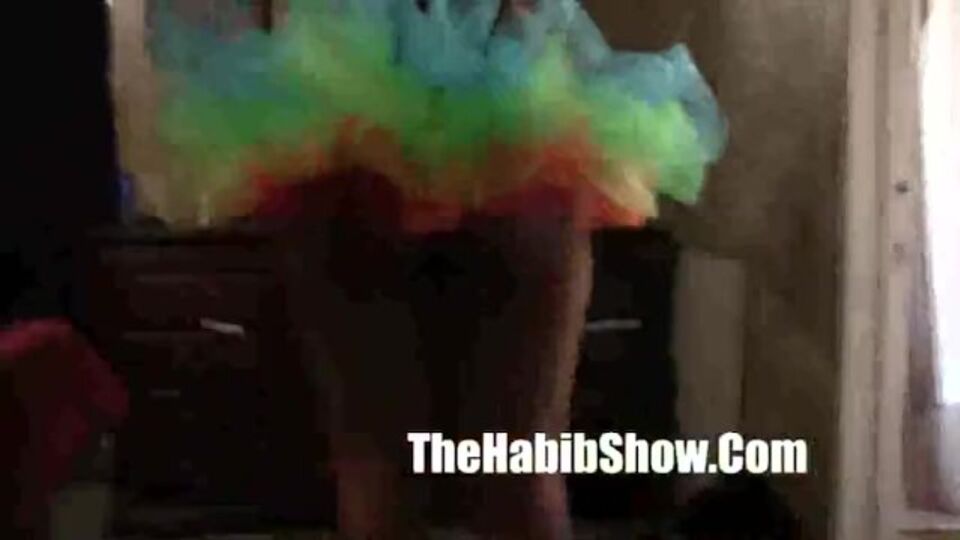 Liebhaberin in Latina Trailer von The Habib Show