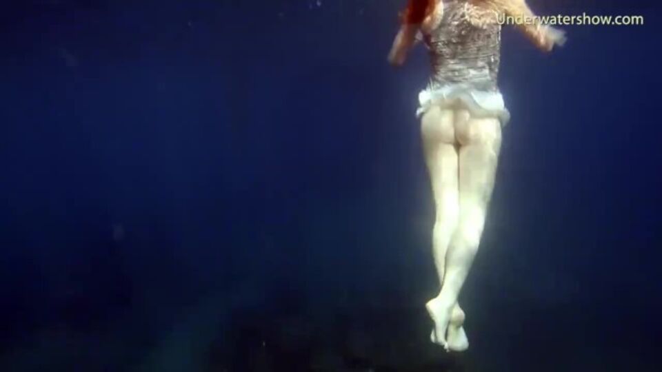 Attractive sweet one - solo female trailer - Underwater Show