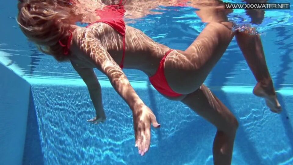 Mary Kalisy's petite smut by Underwater Show