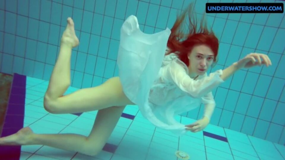 Underwater Show presenta xxx hd con escort