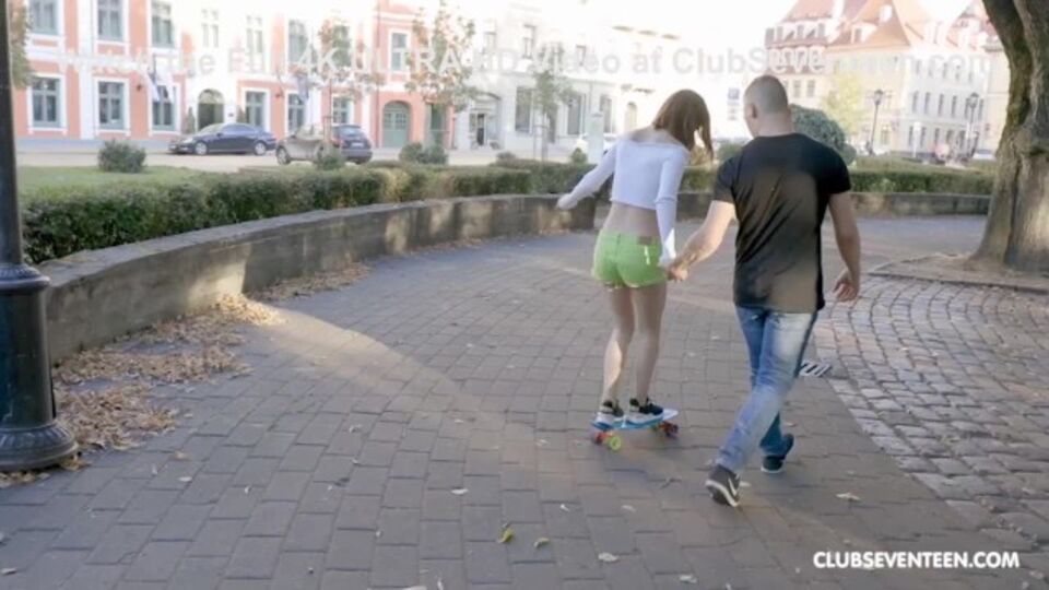 Club Sweethearts presenta toma con las jovencitas de cariñosa