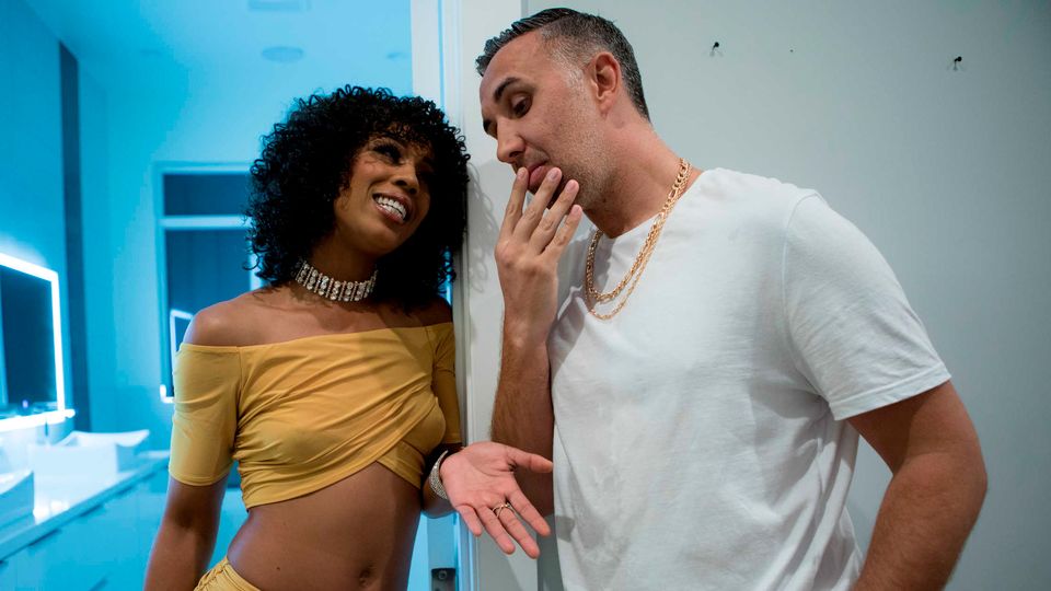 Ben proporzionata Misty Stone - videata segaiola - Brazzers Exxtra