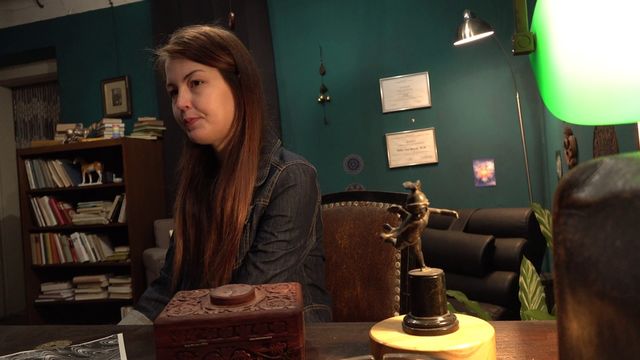 Czech Hypno प्रस्तुत करता है Noname का कुर्सी ऊपर चलचित्र