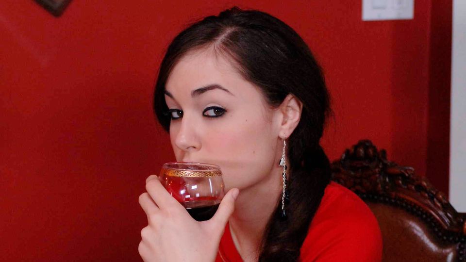 Pornostar Film mit einnehmender Sasha Grey von Housewife 1 on 1