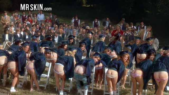 Mr. Skin presenta vídeo con las en la cama de Noname