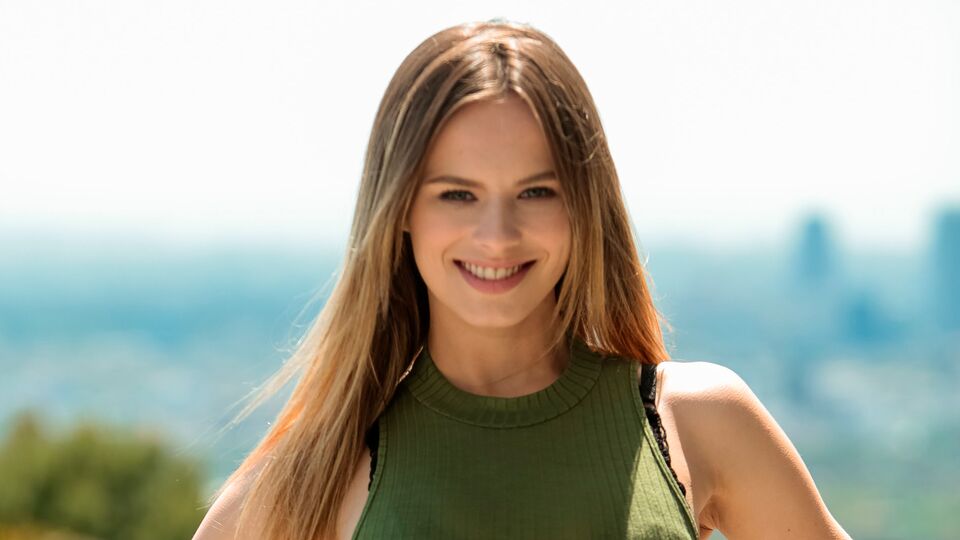 Graceful Jillian Janson's cowgirl dirt