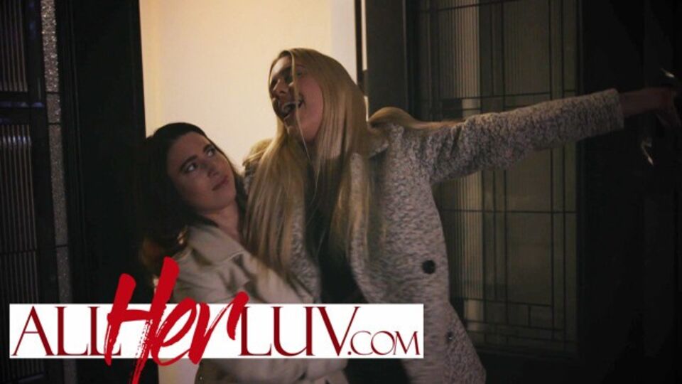 La lujuriosa Serena Blair y Kenna James - xxx de pequeño - All Her Luv