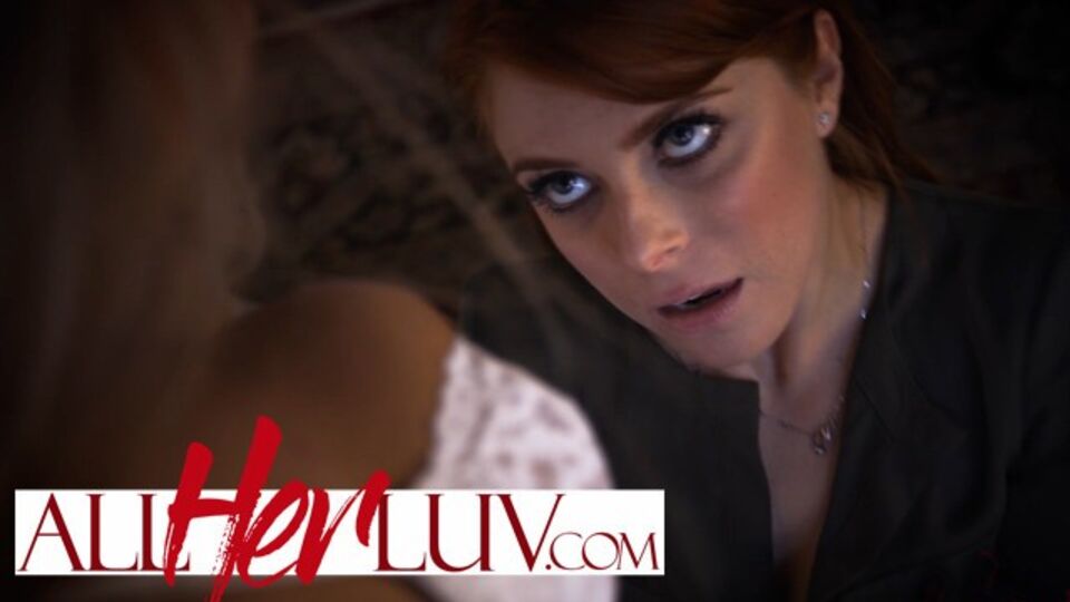 Adescante Natasha Nice e Penny Pax - trailer bionda - All Her Luv