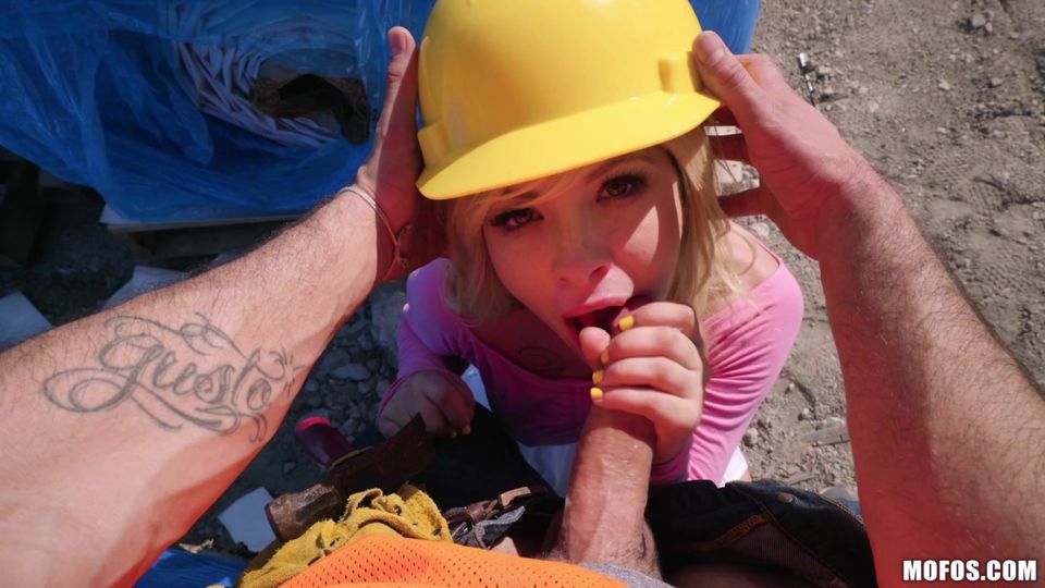 Public Pickups présente scène cow-girl de Kenzie Reeves