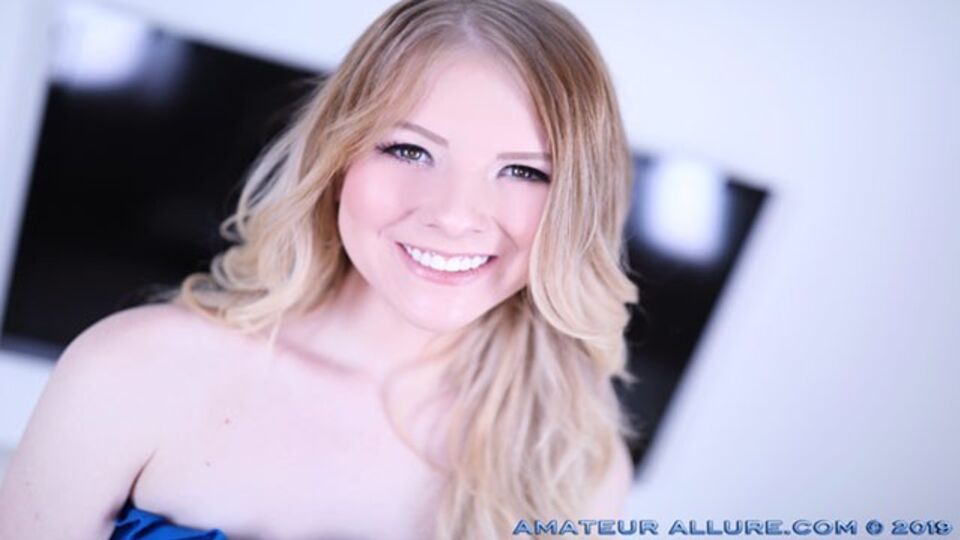 Amateur Allure presenta toma con las hd de Shey Holmes