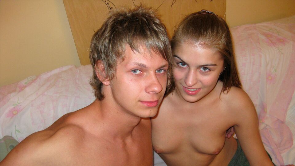 Young Libertines featuring Alis's natural tits porn