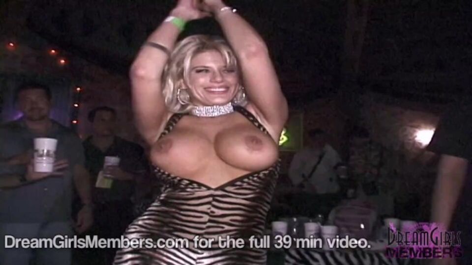 DreamGirls Members presenta trailer hd con escort