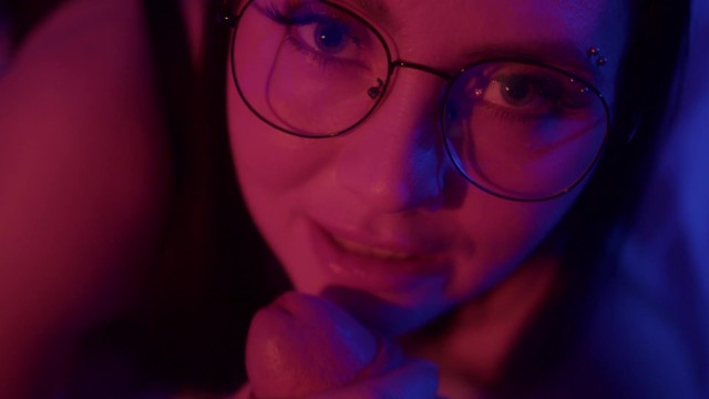 Bande-annonce orgasme féminin de la stupéfiante Alexa 