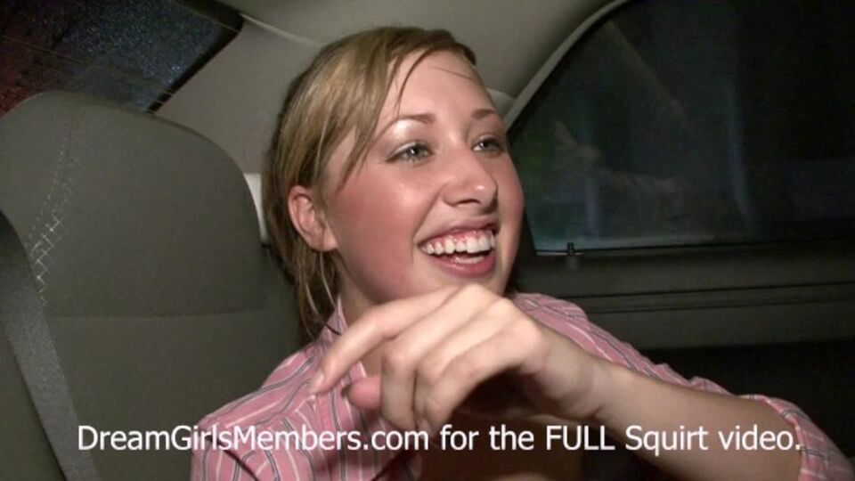 Dollish jade's finger fuck squirt clip