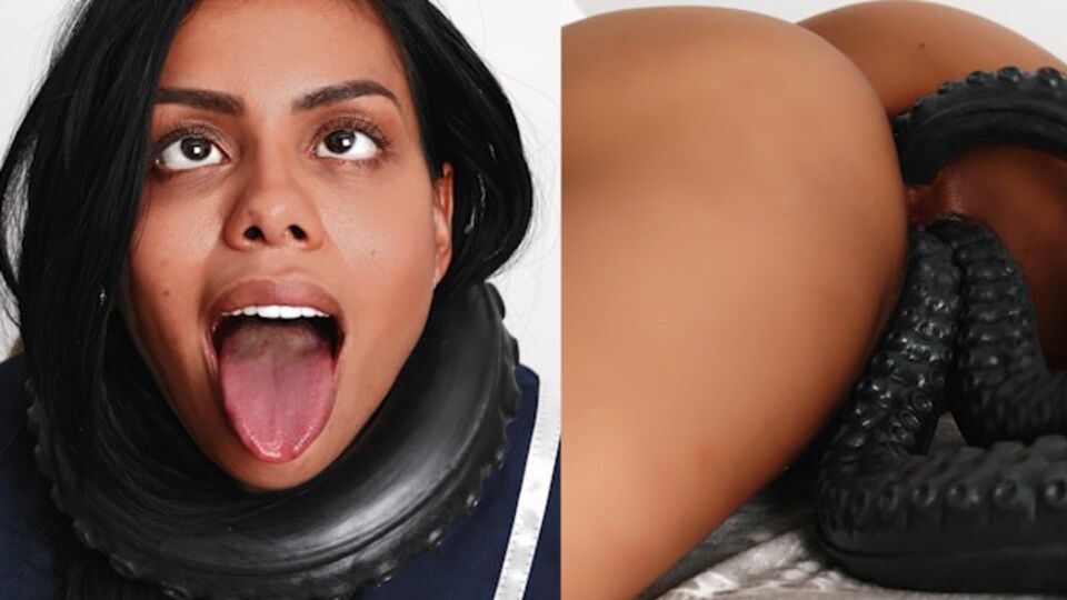 Vivid Canela's triple penetration sex