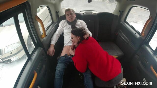 Fantastica Keira Flow in video orale