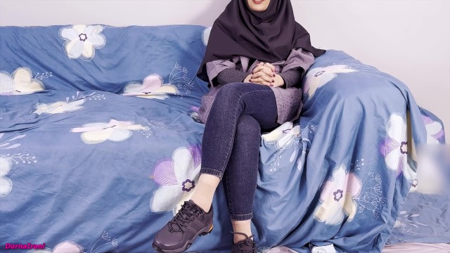 Videata araba con conquistatrice Hashariirani e Dornairani