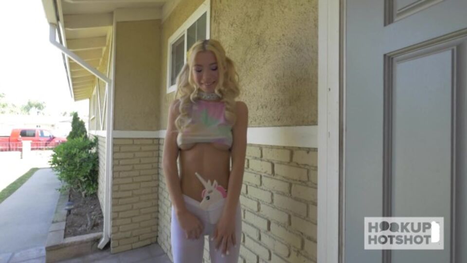 Niedliche Bryan Gozzling und Kenzie Reeves's Fickfilm anschauen