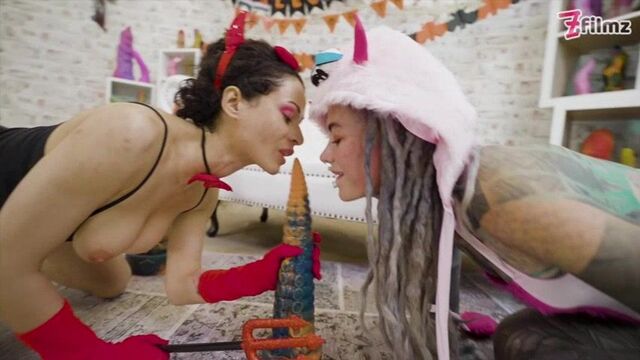 Inked dolls Anuskatzz and Morea Black love hardcore lesbian fuck