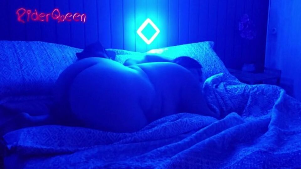 Berauschende RiderQueenOk - Dicke schöne Frau Trailer - Verified Amateurs