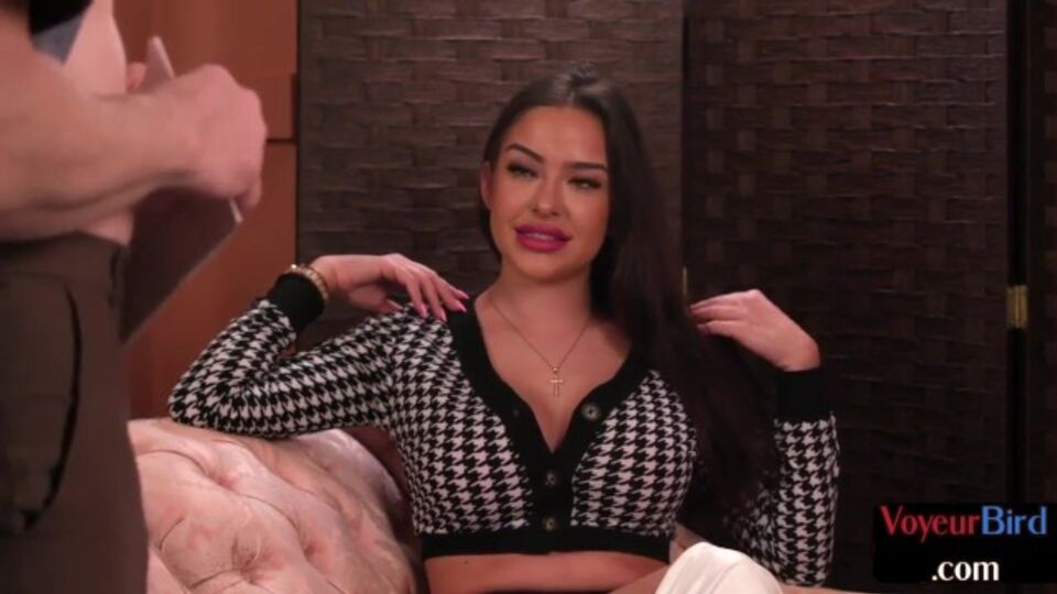 Freie Dame in der Hauptrolle in Stiefel XXX-Clip
