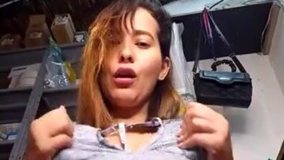 Enticing one and only's toys clip