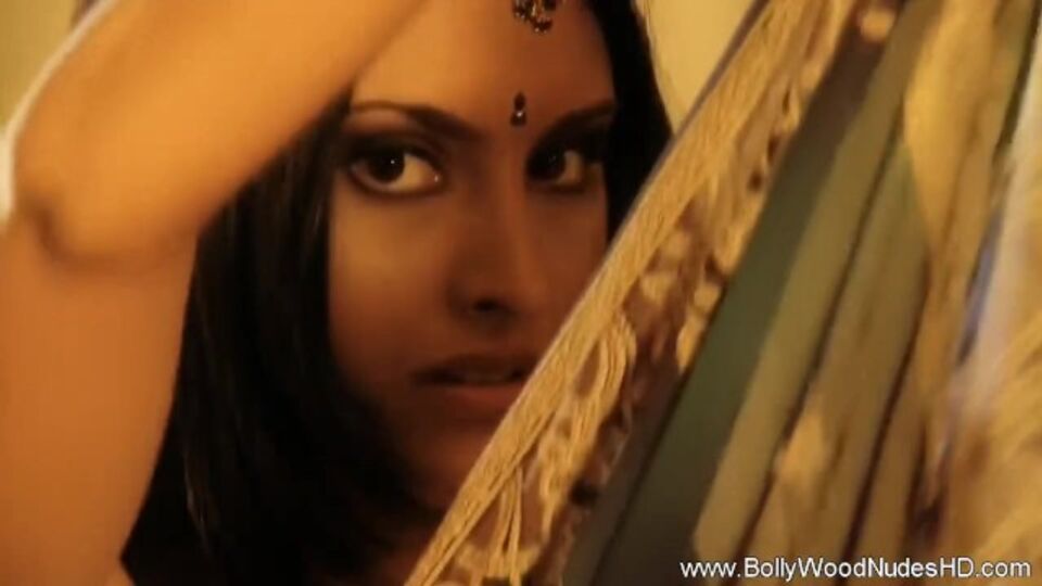 Enticing cutie's beautiful girl dirt