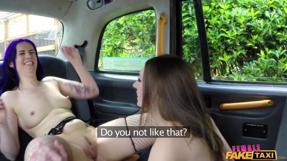 Radiant lassie at oral scene