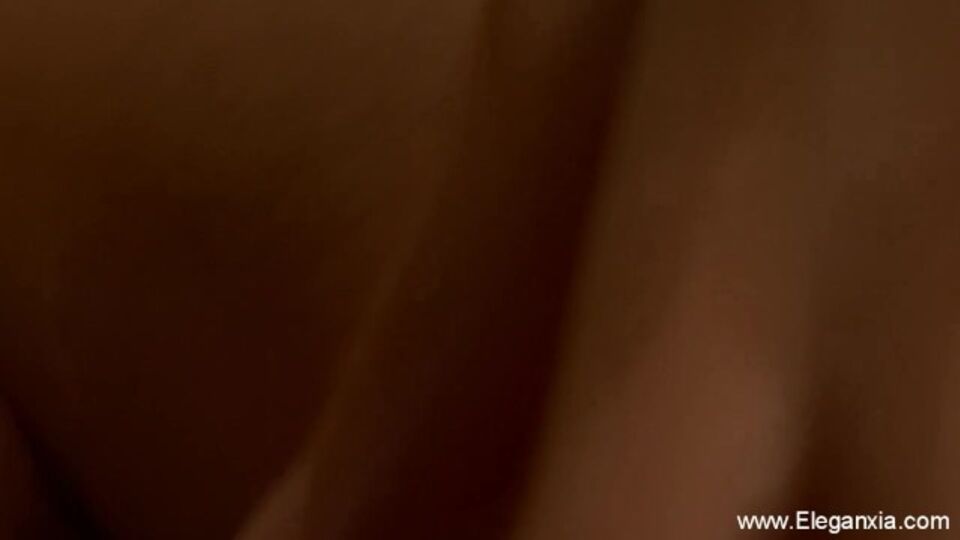 Beauteous wench's lovers movie