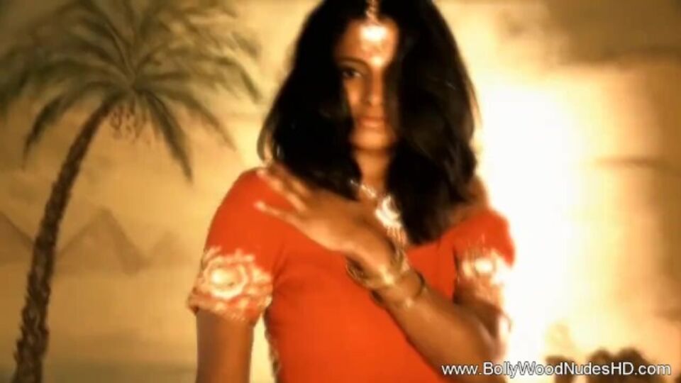 Plastische Seitensprung - Exotisch Trailer - Bollywood Nudes HD