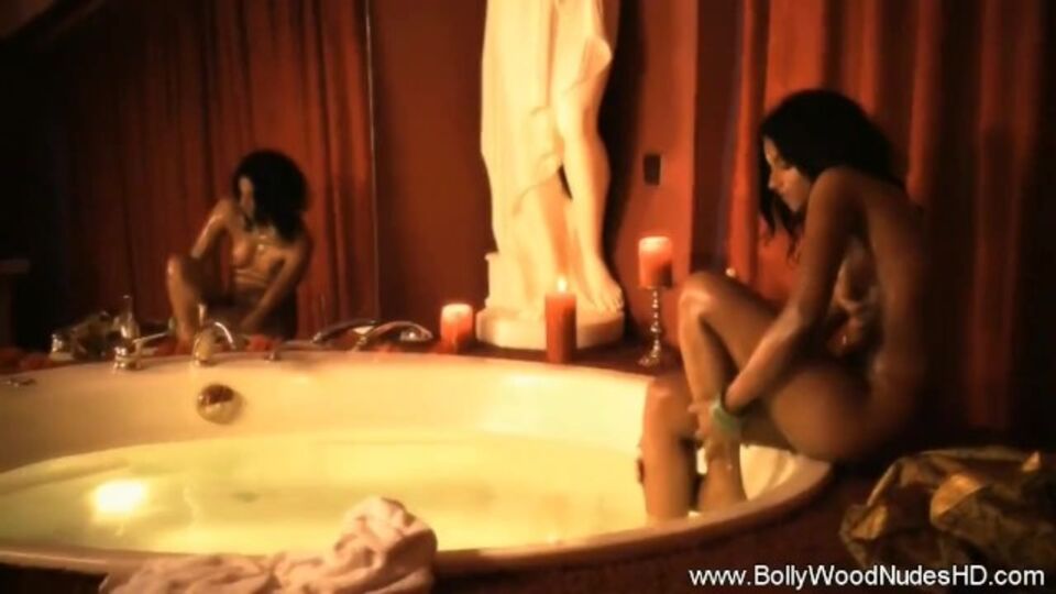 Bollywood Nudes HD - Mama Fickfilm