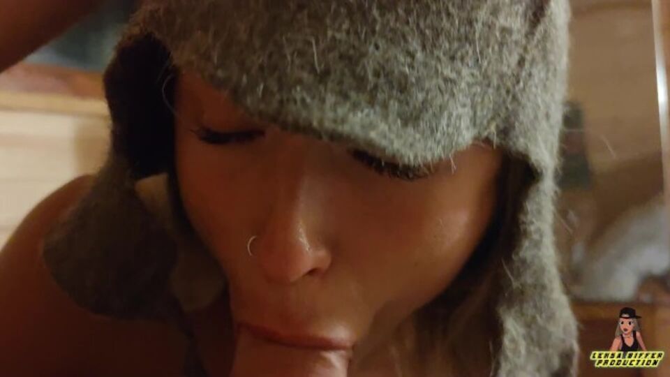 Auffallende Sasha Good - Blowjob Sexfilm - Verified Amateurs