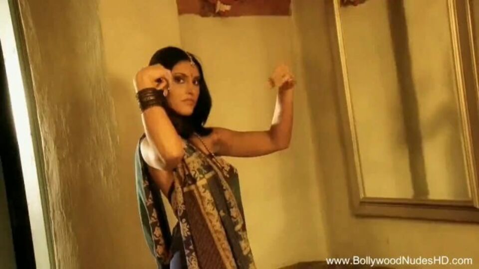 Bollywood Nudes HD - Freundin XXX