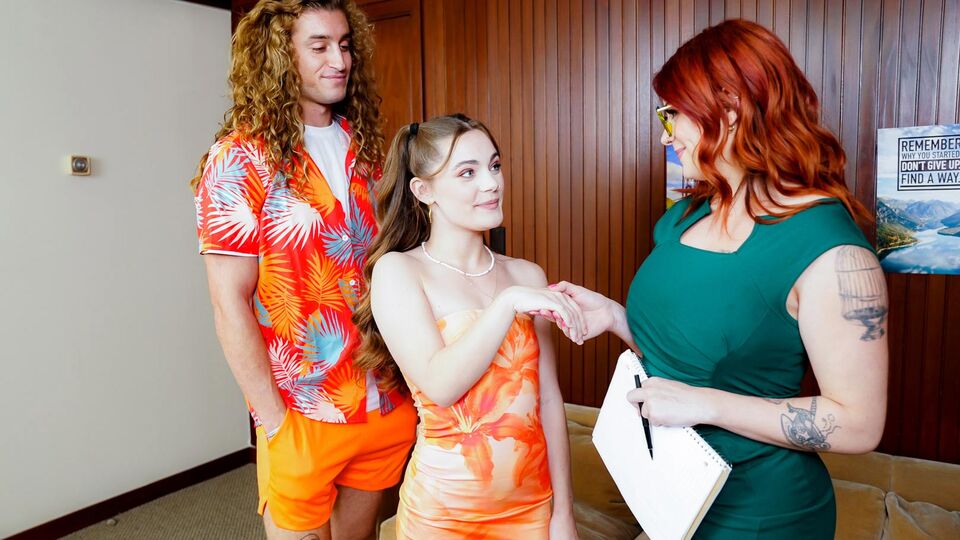 Brillante Juniper Ren und Abby Rose in Mittelgroße Titten Pornofilm