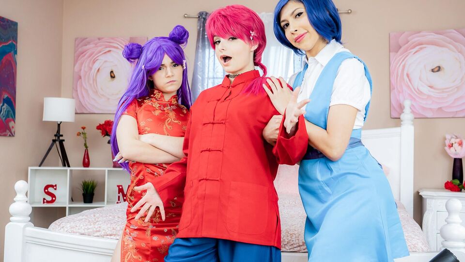 Sesso tette naturali con Penelope e Evie