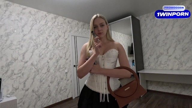 La dévergondée Arisha Mills - contenu petite - Verified Amateurs