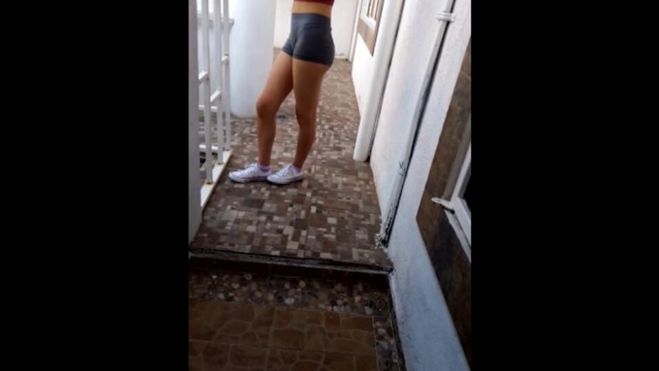 Unnahbare Tania's HD Pornofilm