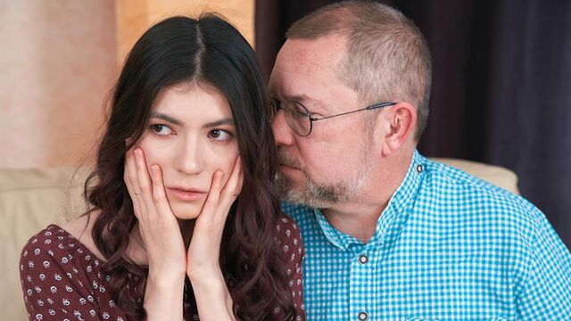 फुसला Luna Lynx का वीडियो देखें