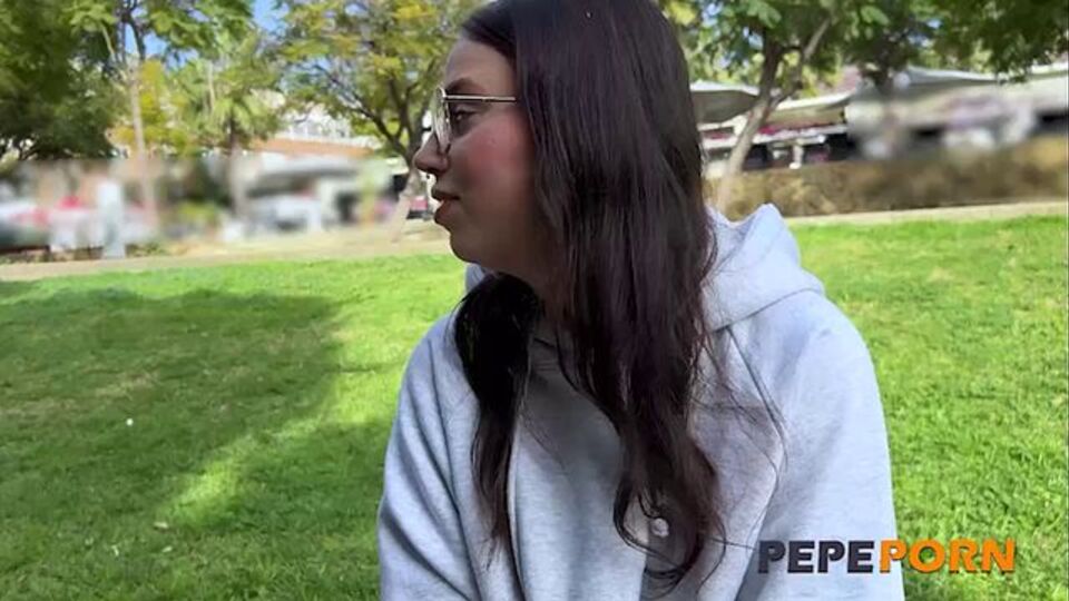 Watch fetching floozy's movie