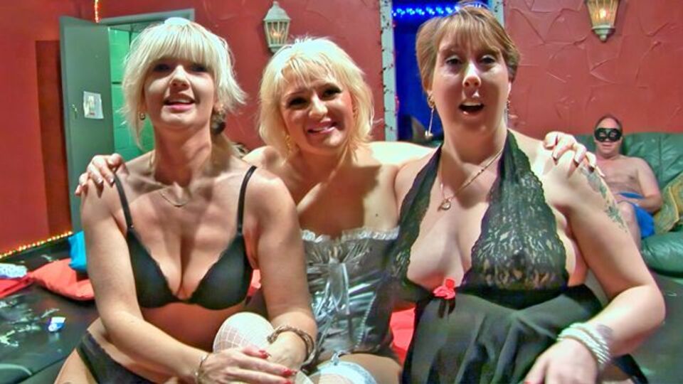 Chubby movie with sultry best girl from The Gangbang Club