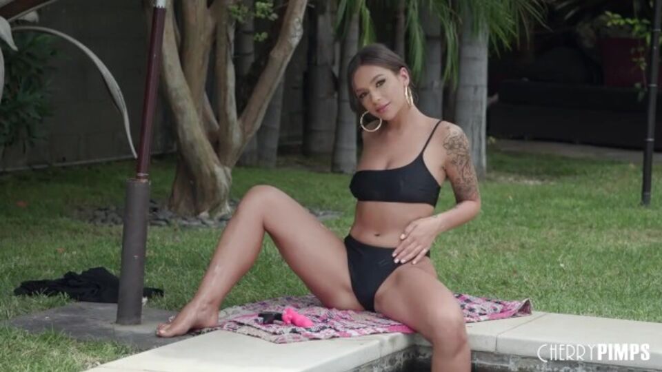 Passionate April Olsen at pornstar clip