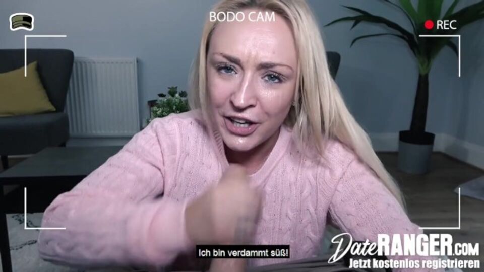 Blonde action with bendy Amber Deen from Date RANGER