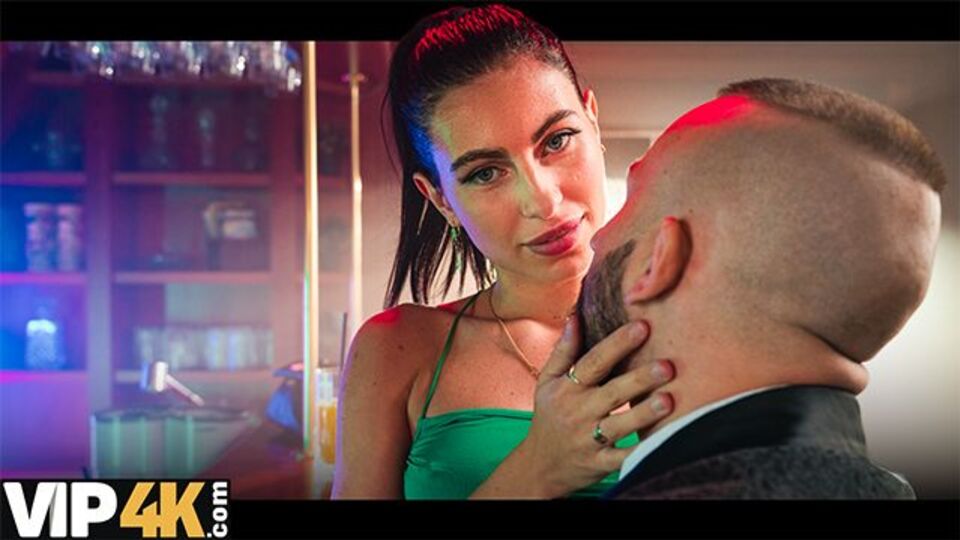 Jason X and Lilly Bella's sex with stranger video by VIP 4K