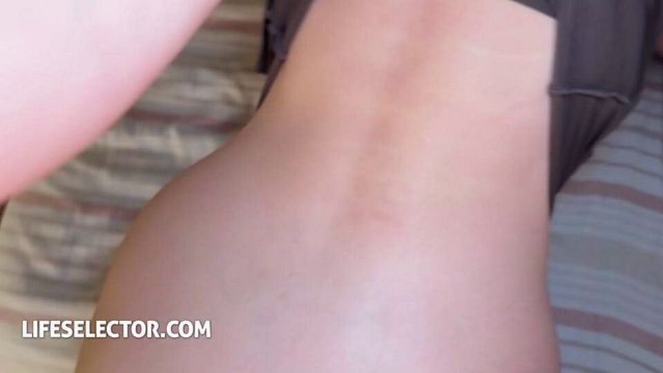 Kira Queen's kleo kain video by Life Selector